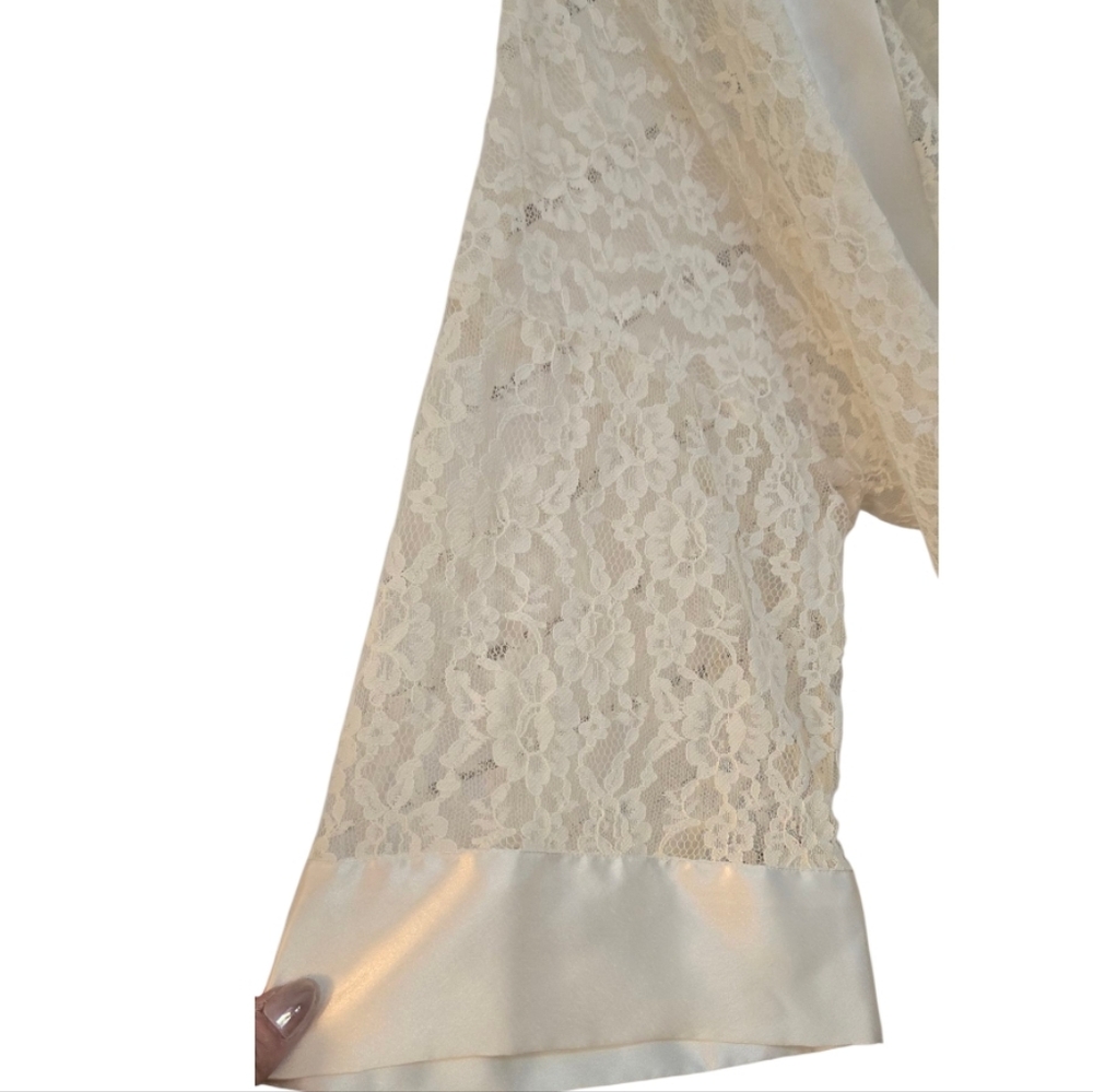 Victoria's Secret Vintage Gold Label Elegant Cream Lace Robe Satin Feminine O/S - Picture 4 of 5